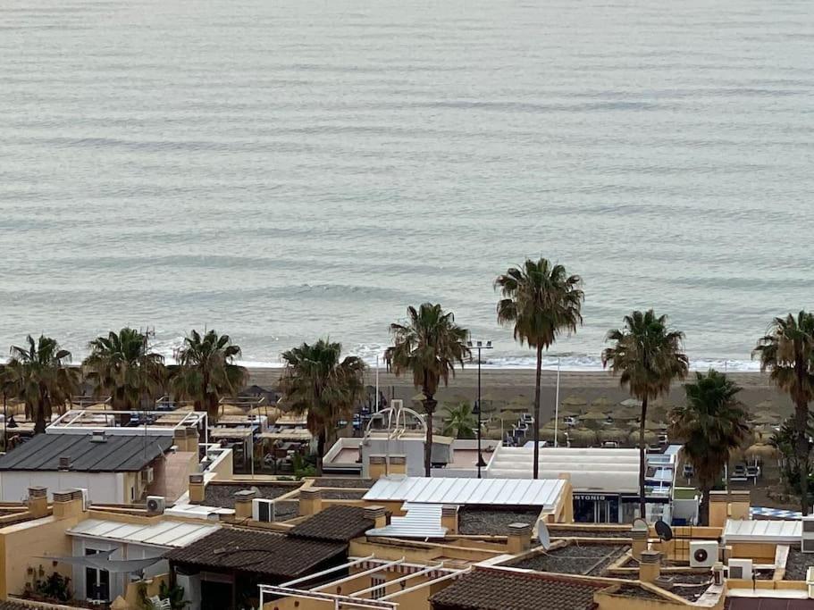 Newly Refurbished Modern 2-Bed Apartment In Heart Of Torremolinos Exteriér fotografie